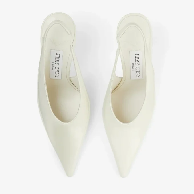 Zapatos de salón Isa 95 de charol color latte