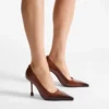 Zapatos de salón Ixia 95 de piel spazzolato con acabado rociado color coñac