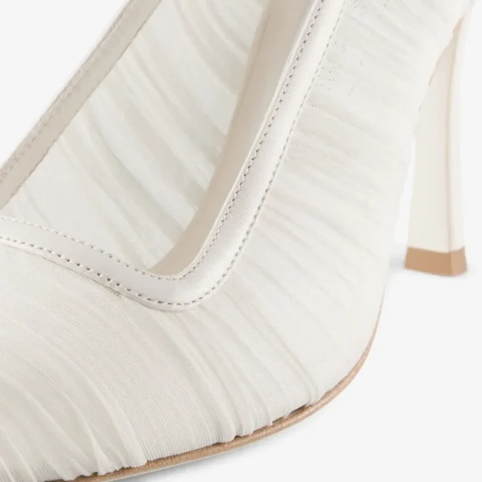 Zapatos de salón Lotta 100 de tul marfil y napa