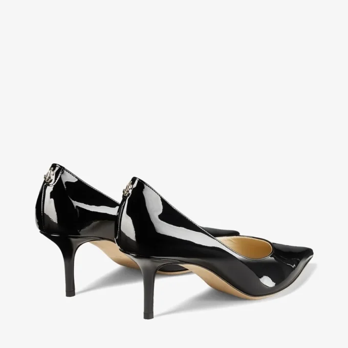 Zapatos de salón Love 65 de charol negro con emblema JC Zapatos de salón Love 65 de charol negro con emblema JC