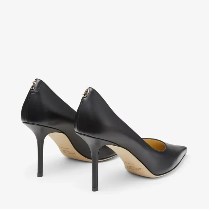 Zapatos de salón Love 85 de piel de becerro negra con el emblema Jc