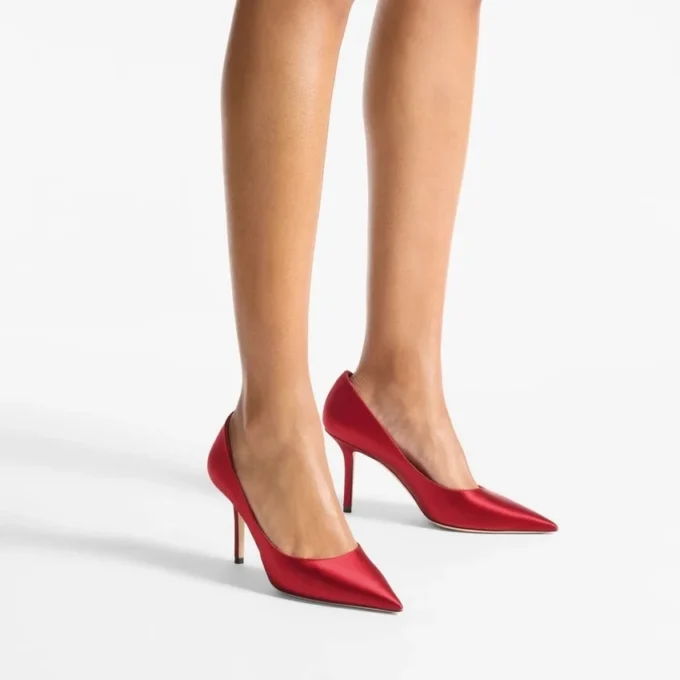 Zapatos de salón Love 85 en satén rojo rubí