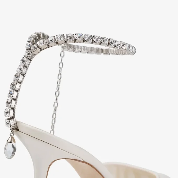 Zapatos de salón Saeda 85 de tul marfil con cristales