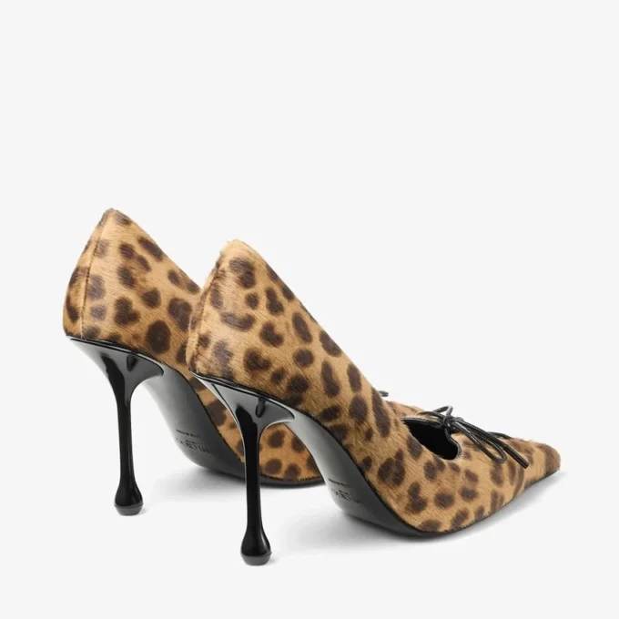 Zapatos de salón Scarlett 95 de potro con estampado de leopardo natural