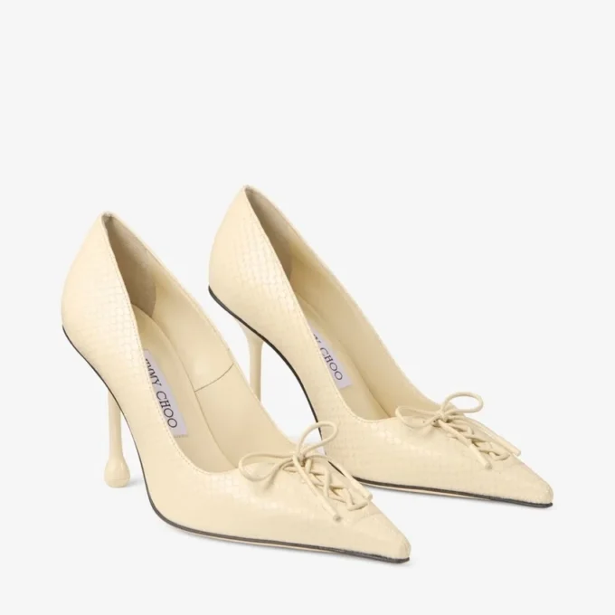 Zapatos de salón Scarlett 95 en piel estampada Elaphe color Buttermilk Zapatos de salón Scarlett 95 en piel estampada Elaphe color Buttermilk