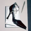 Zapatos de salón Stevie 100 de charol negro