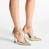 Zapatos de salón Stevie 100 dorados con efecto metalizado arrugado Zapatos de salón Stevie 100 dorados con efecto metalizado arrugado