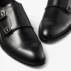 Zapatos Finnion con hebilla, de cuero cepillado negro Zapatos Finnion con hebilla, de cuero cepillado negro